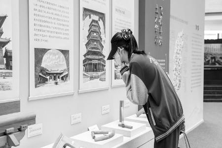           青少年觸摸歷史        